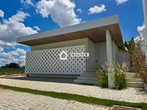 Casa à venda em Feira de Santana, SIM, com 3 suítes, com 182.2 m², Dhama I